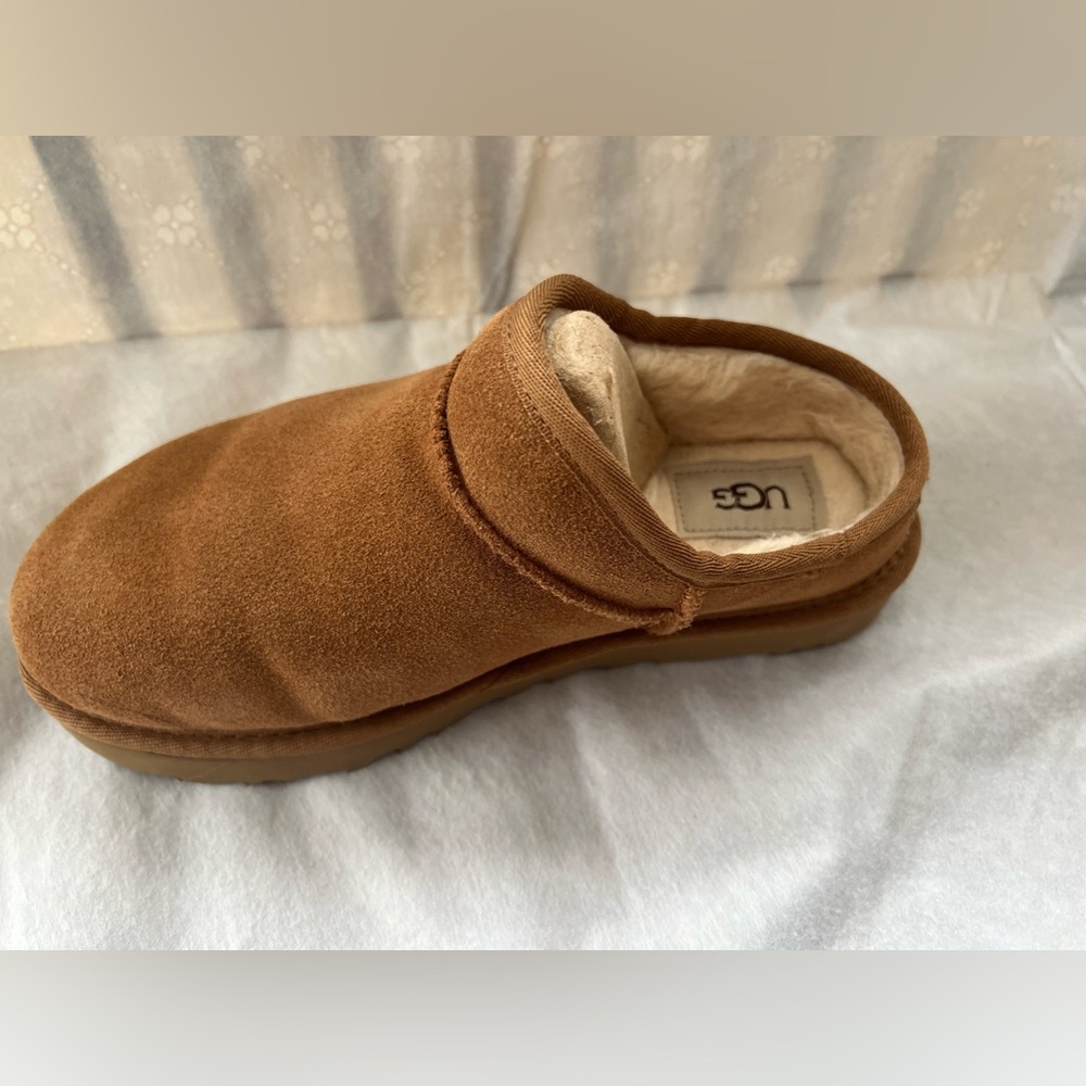 Ugg Classic Slipper